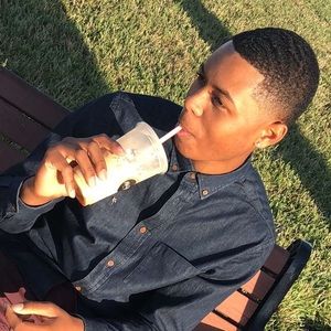 Meet your Posher, Kameron